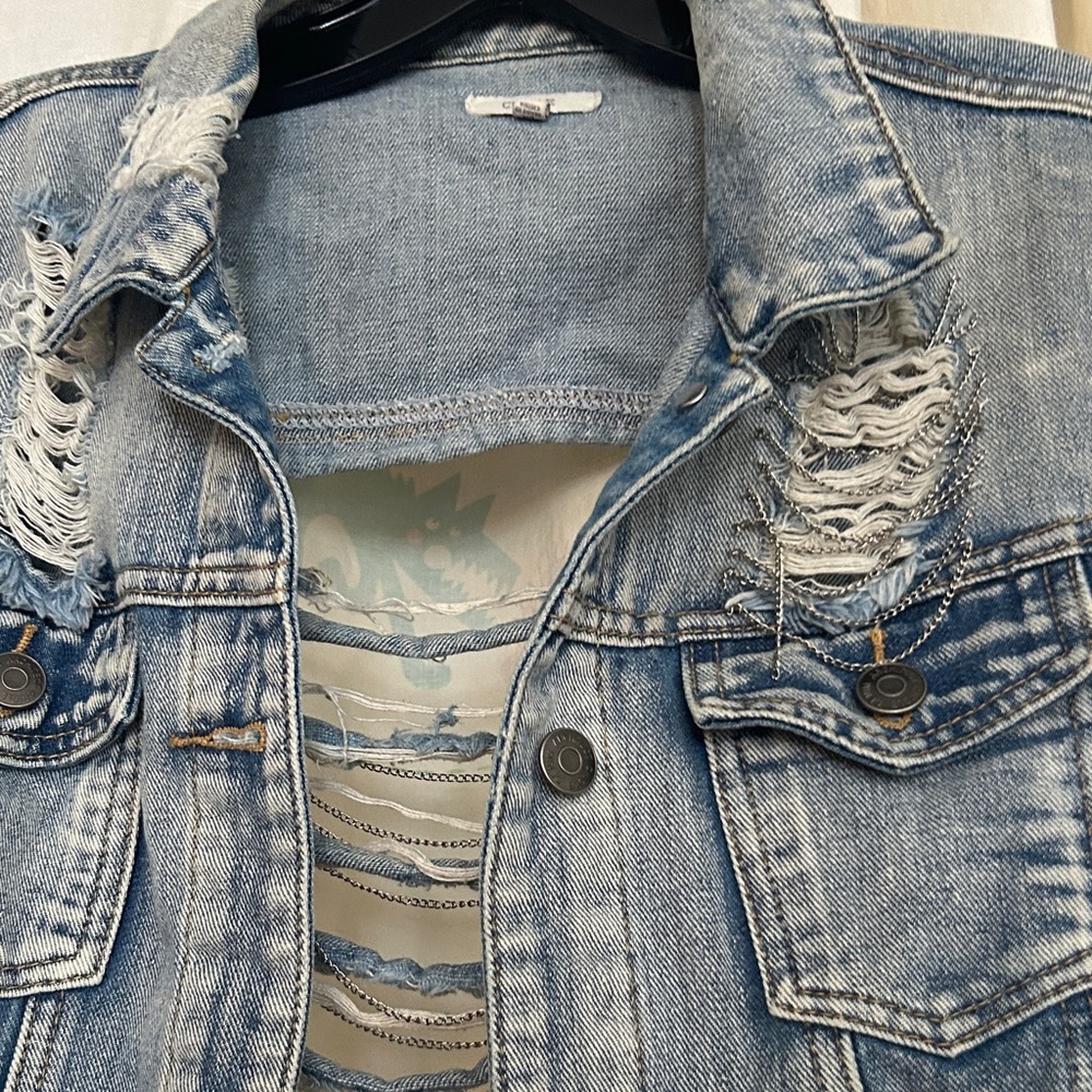 Women's Distressed Blue Denim Raw Edges Chains Jacket M - Picture 4 of 9